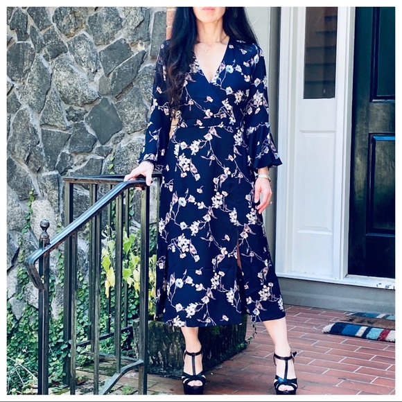 BEAUTIFUL FLORAL PRINT MIDI DRESS - Picture 8 of 9